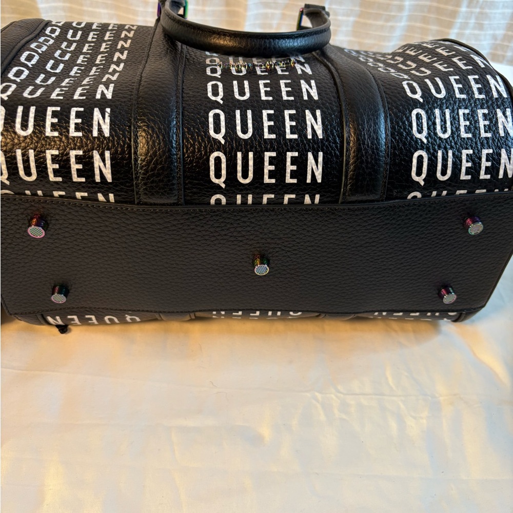 Sassy Jones 'Queen' Dottie Handbag - Picture 3 of 3